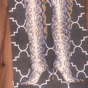 Steve Madden ViktoryMulti Snak Sz7 Cream Blue&Came